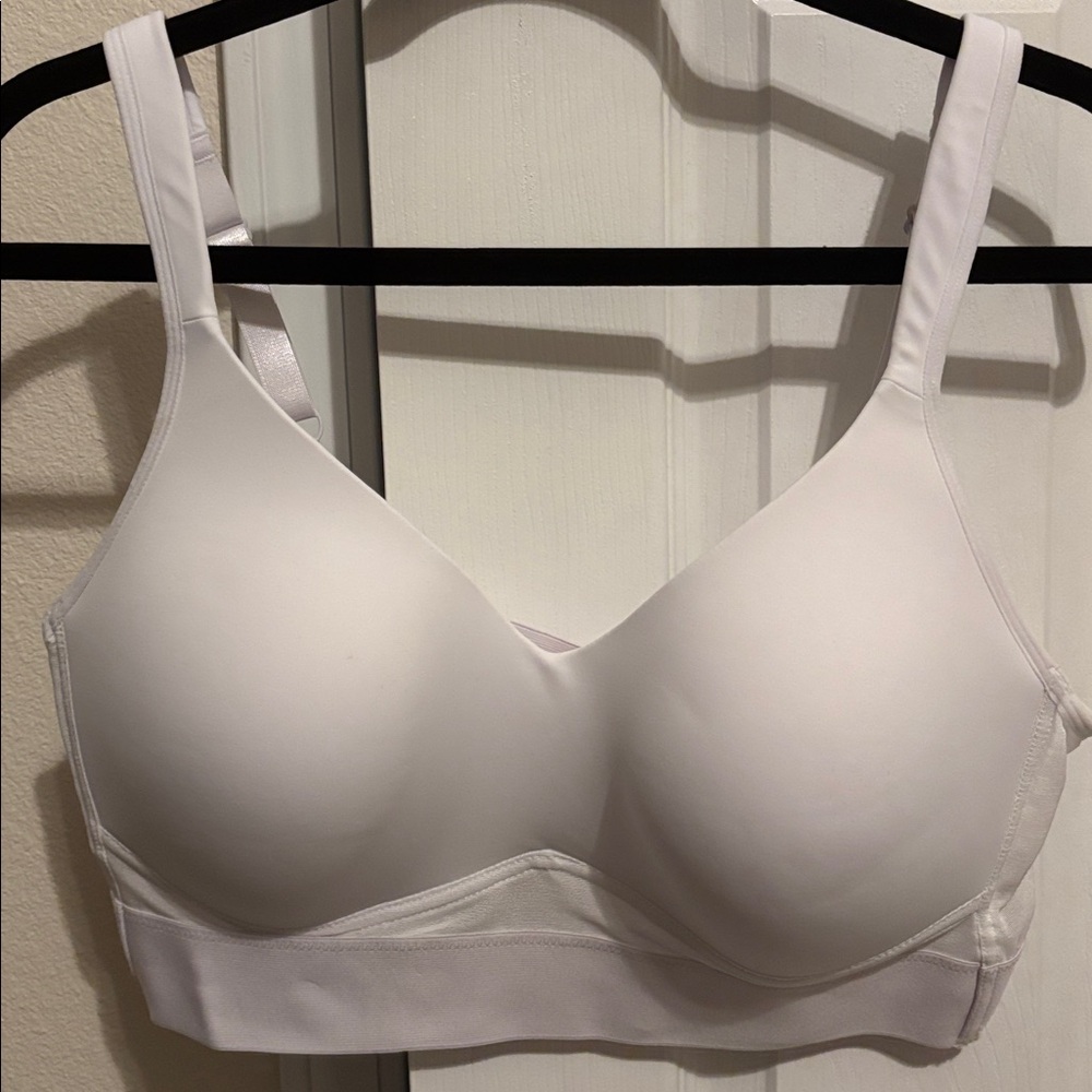 Fashion Nova Ivory Seamless Bra